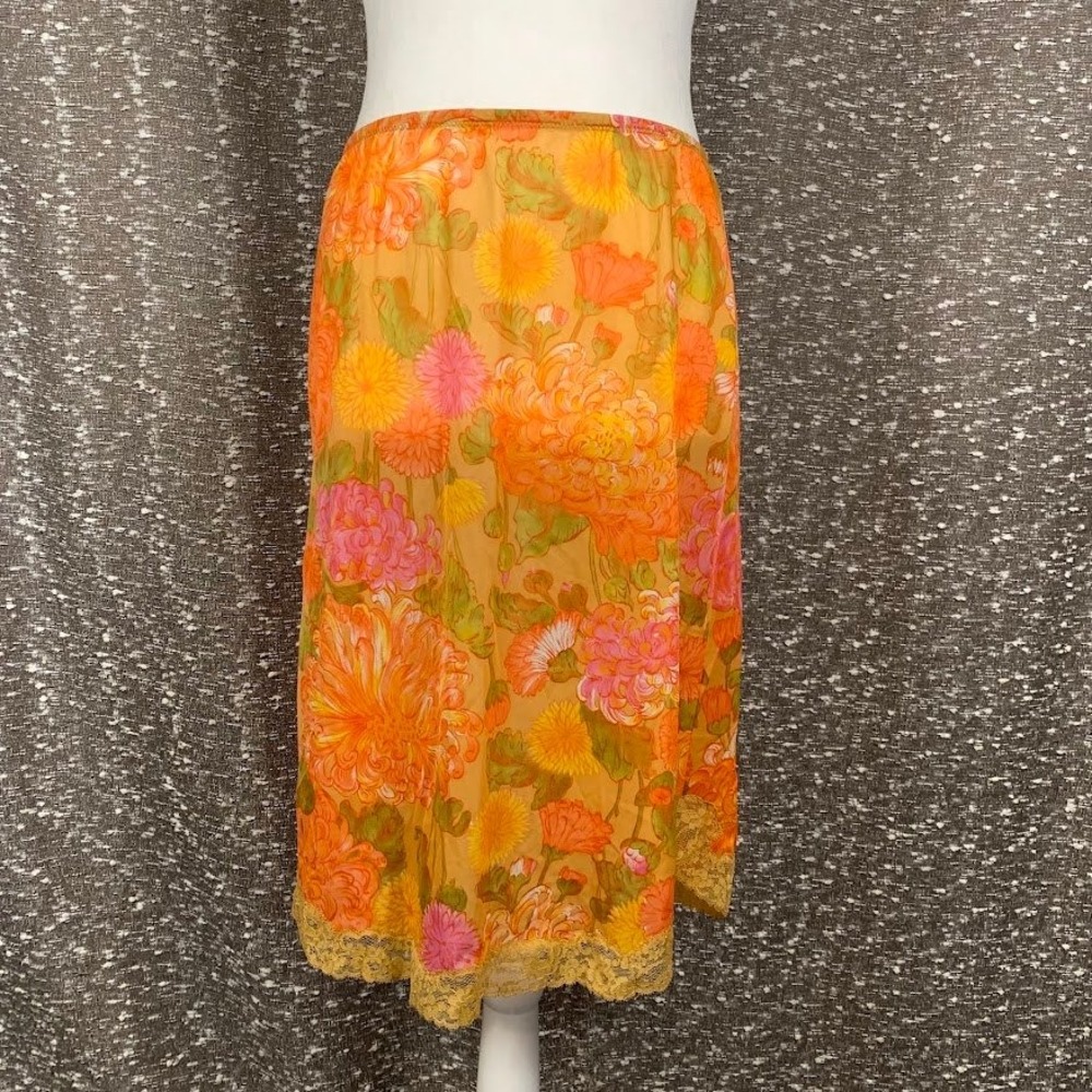 Vintage Christine A Muir Floral Lace Trim Half Slip Retro Mod